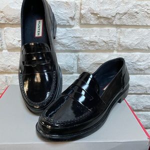 HUNTER Original Gloss Black Waterproof Penny Loafers with box size 7
